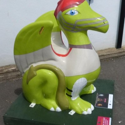 rev_viv's profile picture. 