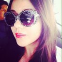 Lily Estrada - @lilianred287 - Twitter