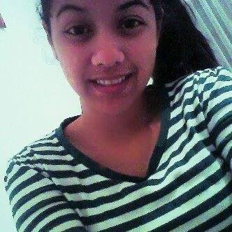 - ׫ ㅤㅤQêm insiste em julgar os outros sempre tem alguma coisa pra esconder !'*