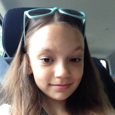 Whats up im serena follow me please im looking for mr. Right peace out