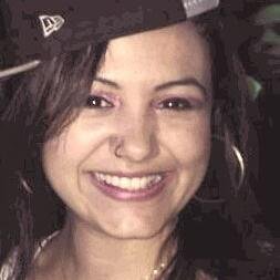 Libriana e Palmeirensee, 20 anos, :D!! ;felixx
Poderosa, de frágil naum tem nada ;) !!