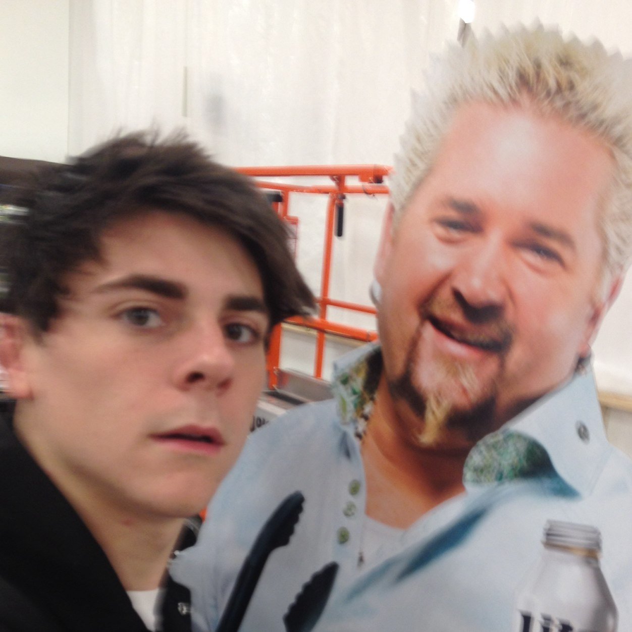 uh_SwEarL's profile picture. 