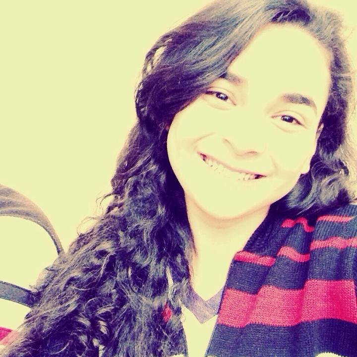 Serva do Deus Vivo, Ama e Vive a Palavra do Senhor, Minha Vida é um Instrumento nas Mãos de Deus!!!
        @NoronhaAline