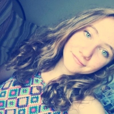 On se persuade tous que la réalité vaut mieux que le rêve mais rêver c'est  affronter la realité avec succes sans craintes ni regrets ~Follow~ ❤