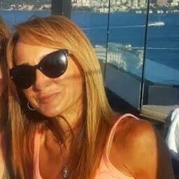 AnaCobham's profile picture. 