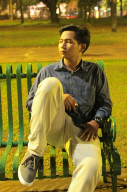 Vianoyon's profile picture. Industrialist young