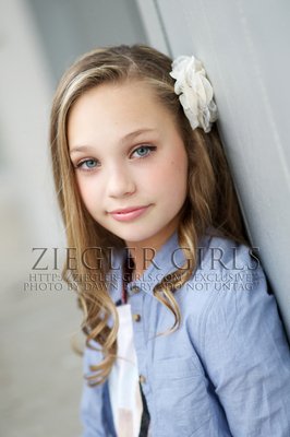 maddiezigs's profile picture. free follow from @chloesziegler
