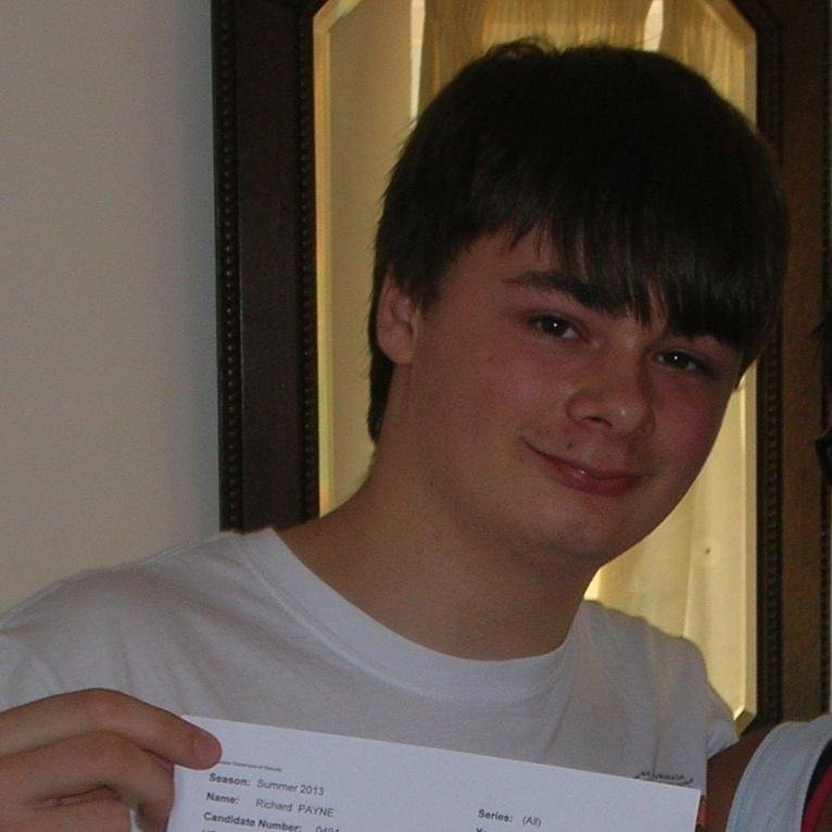 Richard_Payn3's profile picture. So yeah you found my profile.... I'm an absolute beast at computers whilst studying Software Development. Oh yeah I live for EDM and festivals!