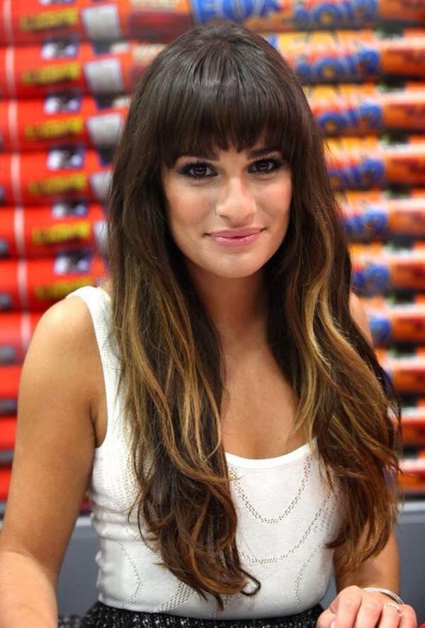 18. Glee. Pll. Gossip Girl. Justin Bieber. Pablo Alboran. An so on.
