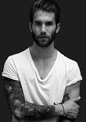 I made a few mistakes in my past. Now Im back and im going to make her so happy. || Boyfriend of @AmberlemmingsUR. (@UnrevealedRP)