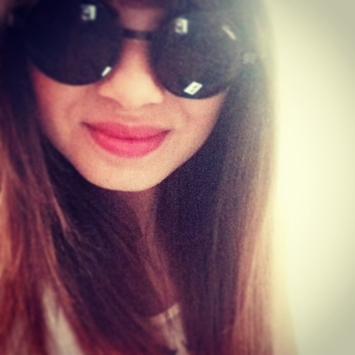 #Single #/3 #Let's-be-friends #You-follow-me-&- i'll-follow ;)
