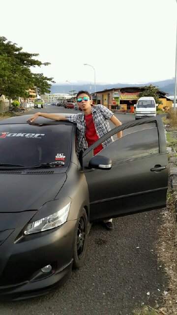 @Joker_AutoClub | La Grande Famiglia @ICI_Manado as MDO 1.03120075 | member of a big family @rechtvolution08 | digital advertising @tribun_manado as 057636 |