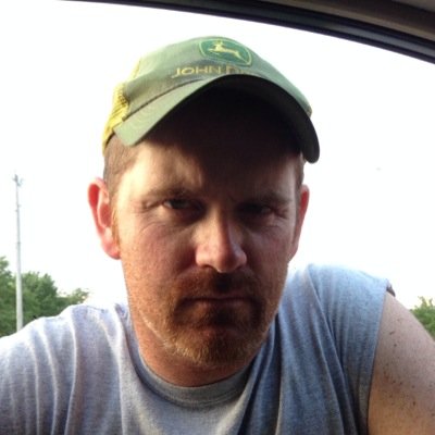5th generation dairy farmer, husband to one hot little mama, father of 5, follower of Christ, thrower of hay. Go green or go home. #johndeere