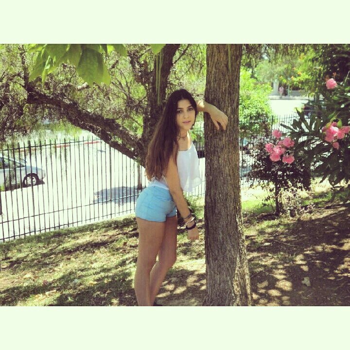 13. SEVILLANA Y DEL REAL BETIS BALOMPIE /Hermana de la Cena/insta:Nievesguijarro00, snapchat nievesguijarro2
adoro a mi lolailoooo jeje