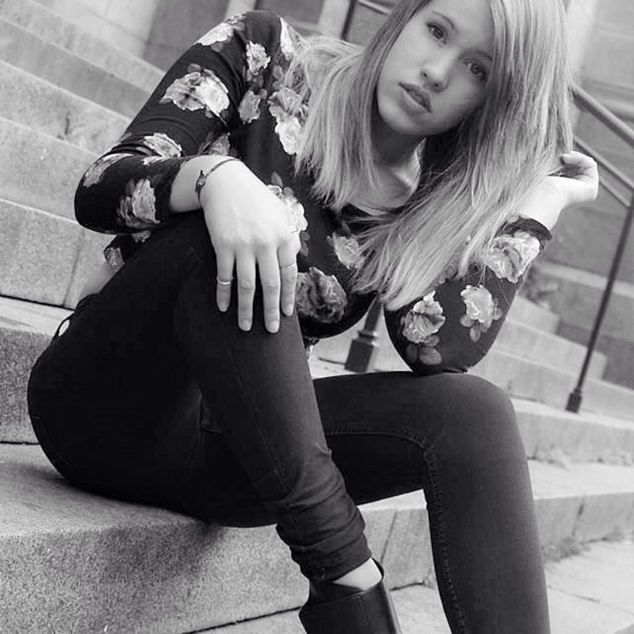 CoquetElona's profile picture. 