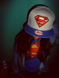 PreCiOuSjHoii's profile picture. S.I.M.P.L.E describes me