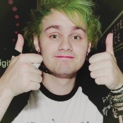 hey please follow @rockoutbands, and if you already do youre so gr8 ily :-)