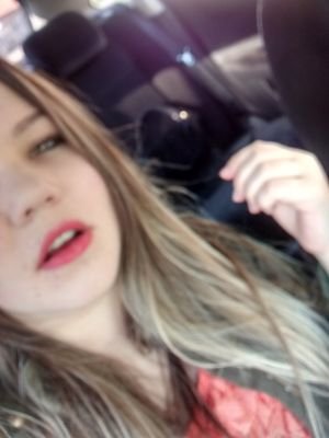 Quando sair faz favor de apaga a porta e fecha a luz ! Grata
