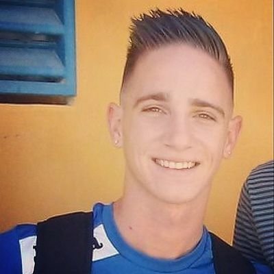 me quito el twitter quien quiera algo instagram (maikelrojas1996) y si quereis mi whassap me lo pideis por direc del intagram.