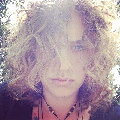 Almila Koza fan @Yurdummanyagi meleğim o benim