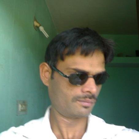 Specialist in digital marketing & web design for small,  medium business.  work at Ji Web Lab Solutions