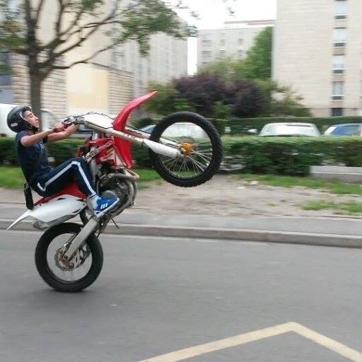 J'ai pas changé j'baise toujours la mère a celui qui veut l'entendre!!!!!!!!!!