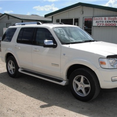 A family business for 28 years and counting, one stop shop for quality pre-owned F-Series trucks and SUV's. And a full service department for your convenience.