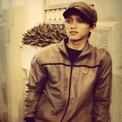 EM'10 UPNYK | jangan terlalu serius dan jangan terlalu santai.