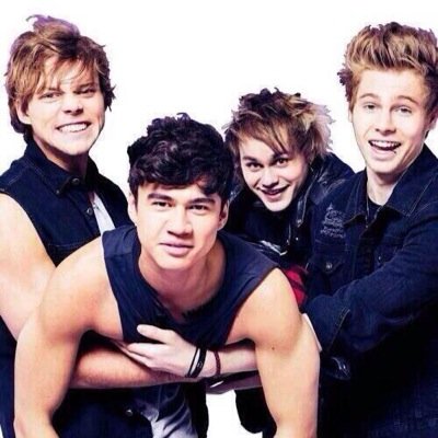 Free follow from @jadetan5sos follow her and ask for a dm to 5sos if you want one she follows back if you ask and could you please RT the link