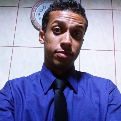 Servo do Todo Poderoso, amigo, sincero e que gosta muito de viver e dono do @DivulgueSBT