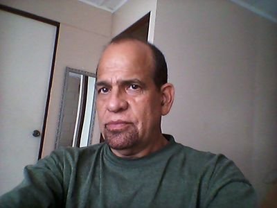 Né à pérez zeledón
Études de Fle U. C. R
Travaille  prof Father's  Home.