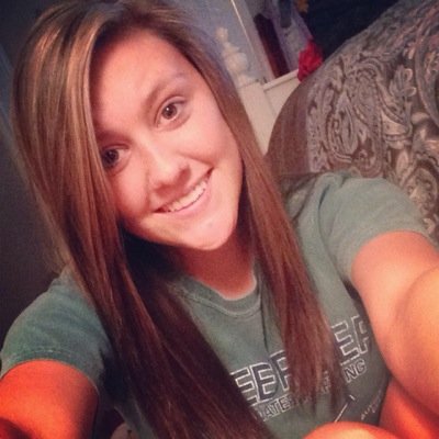 MDesirae95's profile picture. So, im Desirae. 20. Follow me. :)