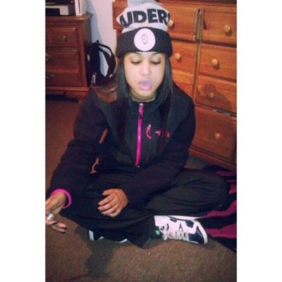 ❗️HACKED @53.7k ❗️ Dont dm me , my girlfriend is loco ✊ 3.17.13