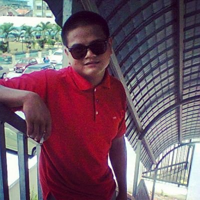 Family and Friends  everything .Kaki lurus