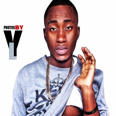 YungLyrics| Rich Avenue™ Rap Artist•Photographer•Designer•Promoter SubstanceOverMatter•H.I.C•Hi-S'cool•P.I.T.C Snapme:YungLyrics IG:therealylmusic