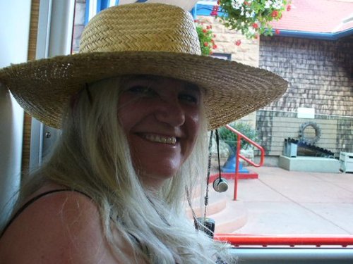 mdanzlovar's profile picture. 