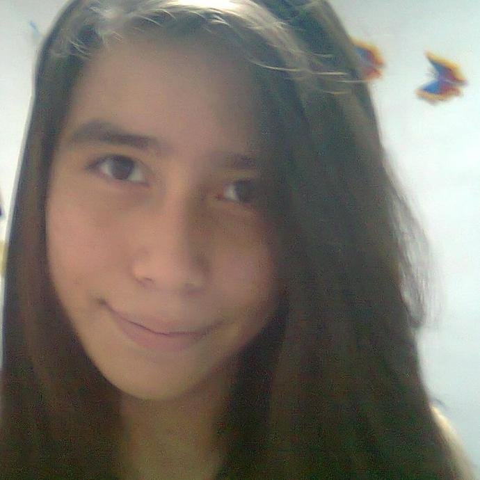 Solo una chica normal... de esas que aman a los youtubers y a los artistas como Mark Foster. no me considero gamer pero me gustan lo videojuegos :3