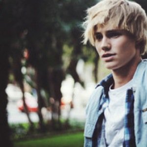 ❝I never lose. How about you?❞ Just because I can't lose doesn't mean I still won't challenge yah.「#PercyJackson|OC|Son of Nike.」