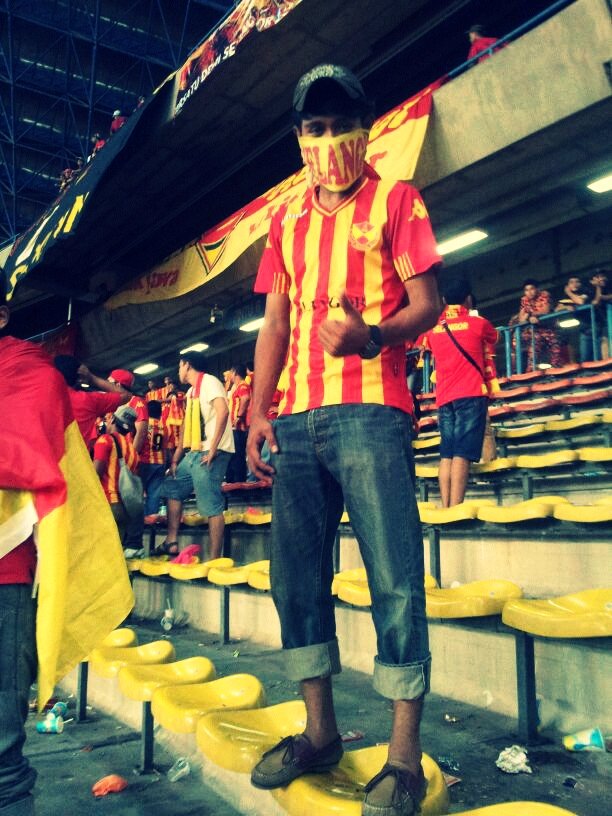 Dunia ini hanya lah satu persinggahan.. :) #SELANGOR.FC #COYG #ARSENAL #WECHAT ID : MIERULMAZLAN