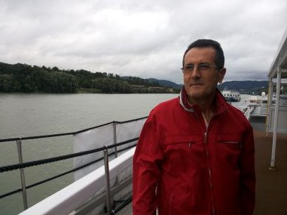 Partidario del software libre, hardware y arquitecturas abiertas . Seguidor de macro, liquidez y analisis de  mercados finanancieros