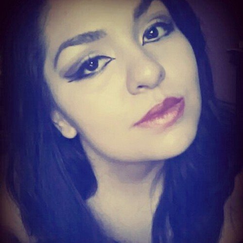 Soy Mexicana. Amo los idiomas, las culturas y costumbres. I LOVE ANIMALS. Amo a Dios en la representación de todas,y cada una de las religiones. I love life.