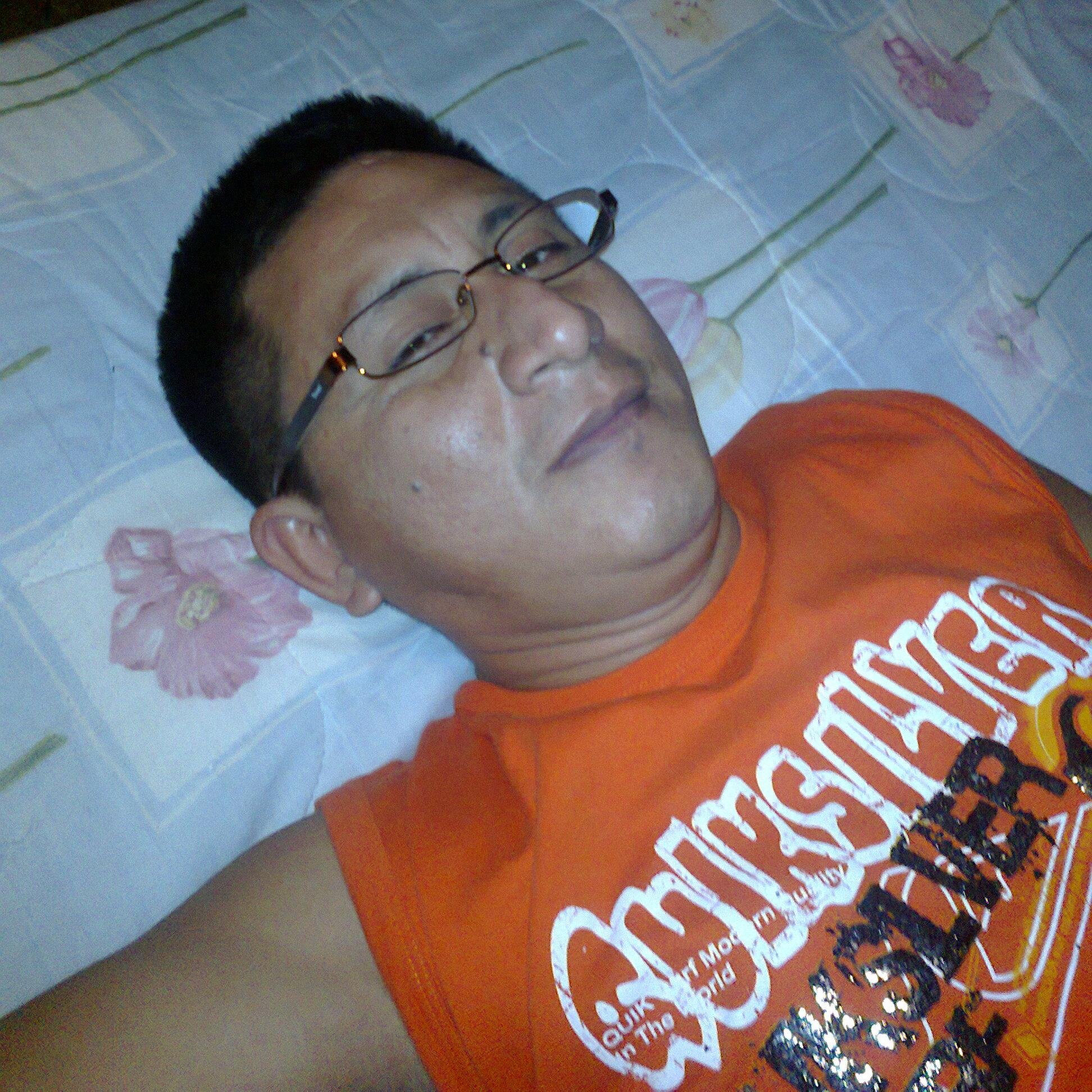 Soy una persona alegre, divertido, cariñoso, comprensivo, y sobretodo responsable de mis actividades que me caracterizan como un excelente ser humano.