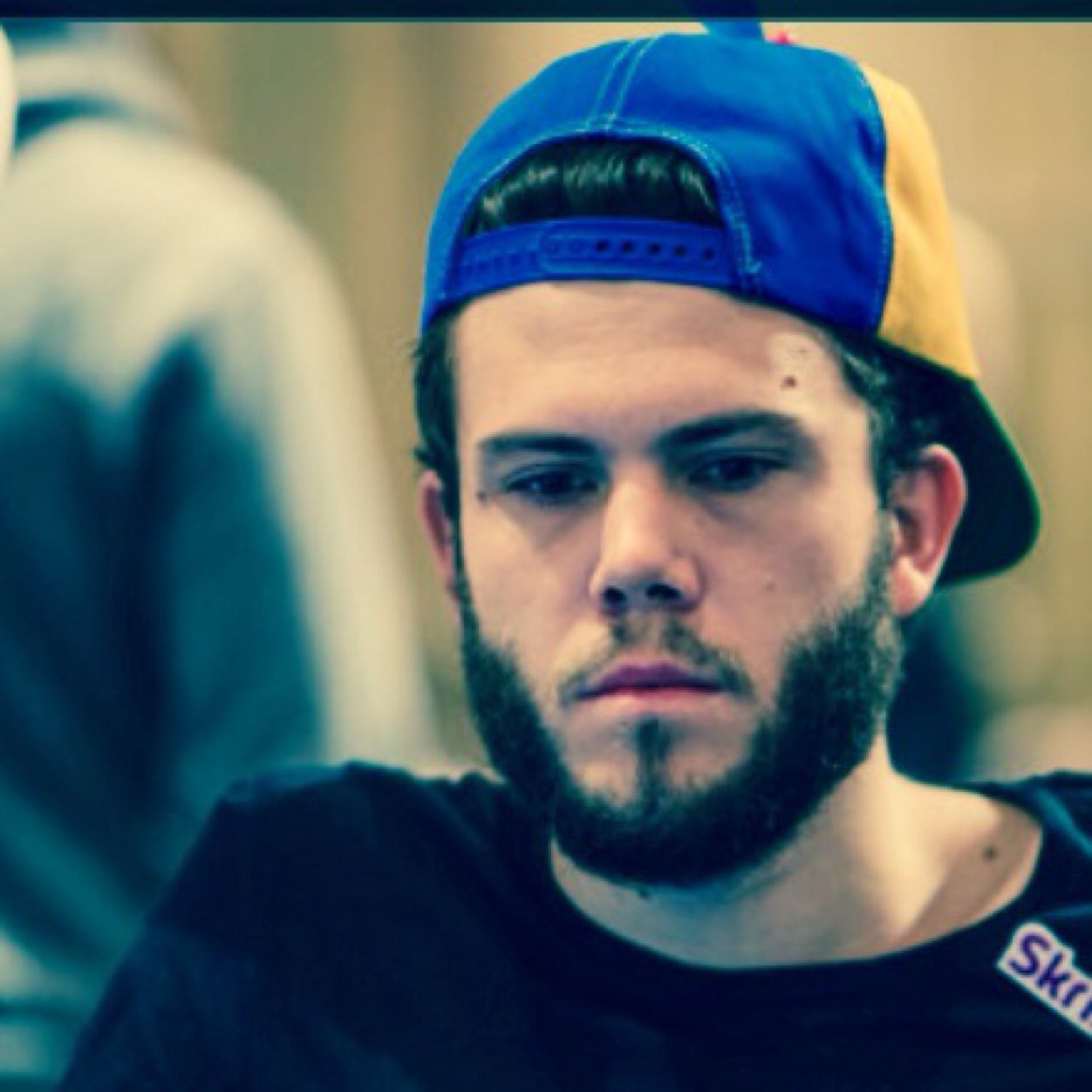 clem2511's profile picture. Pokar player, membre à part entière de la mif