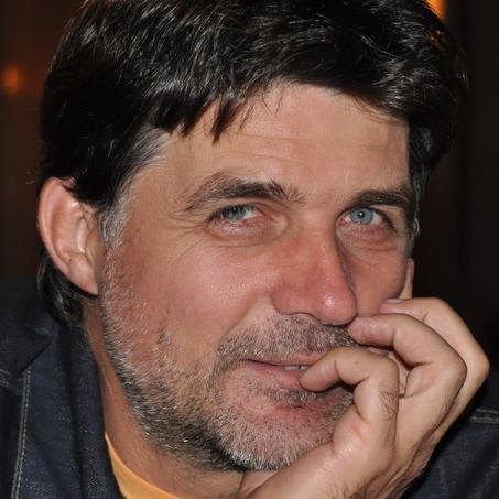 GEO_Hansi's profile picture. Software– and Solution–Sales is my passion, love to communicate across multicultural contacts, proud of my family and friends, like sports ski and golf