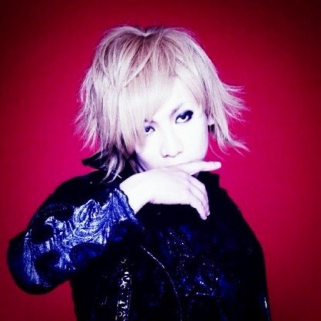 V系バンド ChaosMaker ギタリスト
フォロー返します。