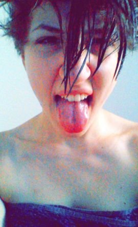 from Austria, passionate Hip Hop dancer, party!