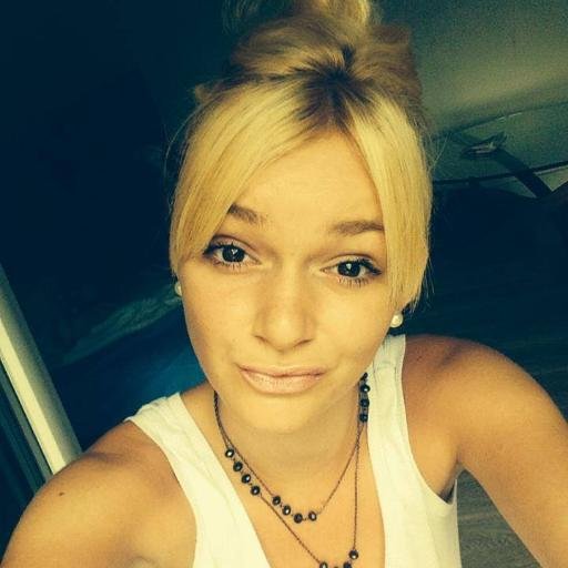 Soissons(02) ma gl j'sui un bisounours ʕ•ᴥ•ʔ j'vie dans un monde magic j'fait pas la PUTE :$