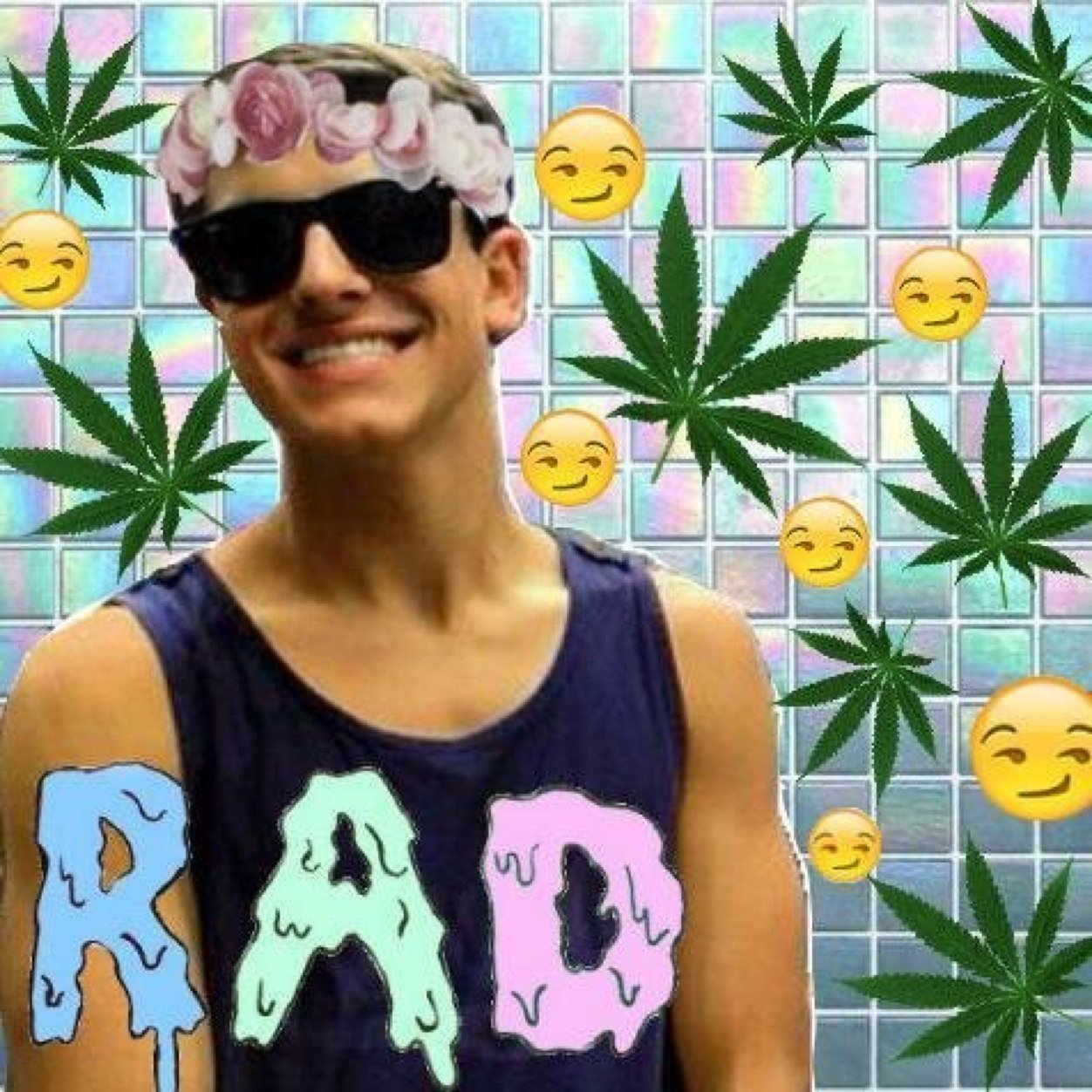 I Kinda Like This Boy .. .  And His Last Name Is Gilinsky . ❤