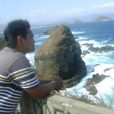FDewangga's profile image