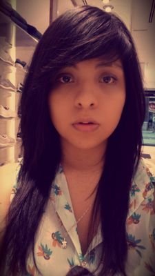 Estudiante de ADE. Madrileña de adopción. Sé humilde para admitir tus errores, inteligente para aprender de ellos y maduro para corregirlos.